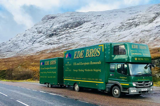 Ede Bros - Visual