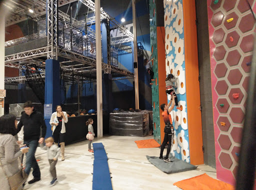 Urban Planet: Trampoline Park - Thumbnail