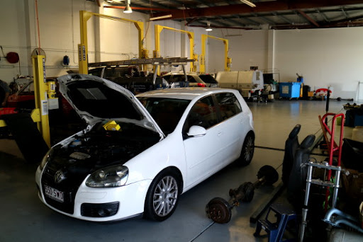 Browns Plains Car Care & Exhaust - Thumbnail