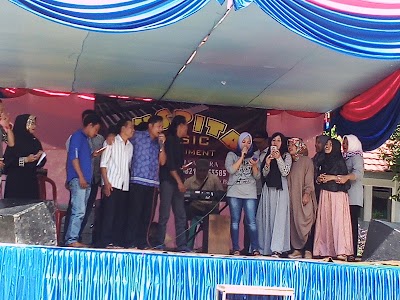 Photos of Fajar Bulan