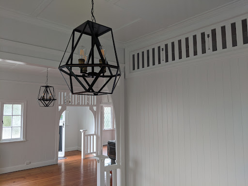 Hellens Electrical Services - Visual