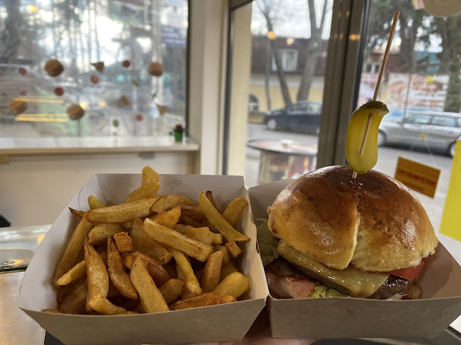 ул. Черна скала 2A, 2650 Сапарева баня