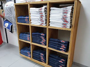 Photo n°13 de French Moustache à Carentan-les-Marais (Magasin de vêtements vintage)