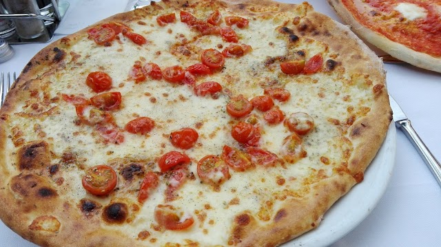 Pizzeria Tomi