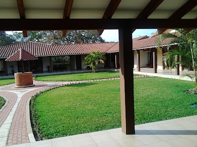 Photos of Urbanizaci&oacute;n El Pirai