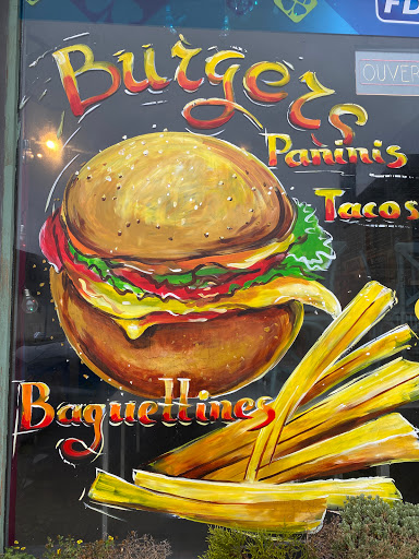 Photo 1 - Café Burger