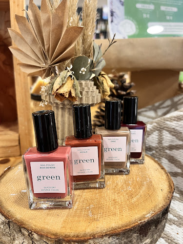 Opinii despre L'instant Nature în Cholet - Magasin de cosmétiques