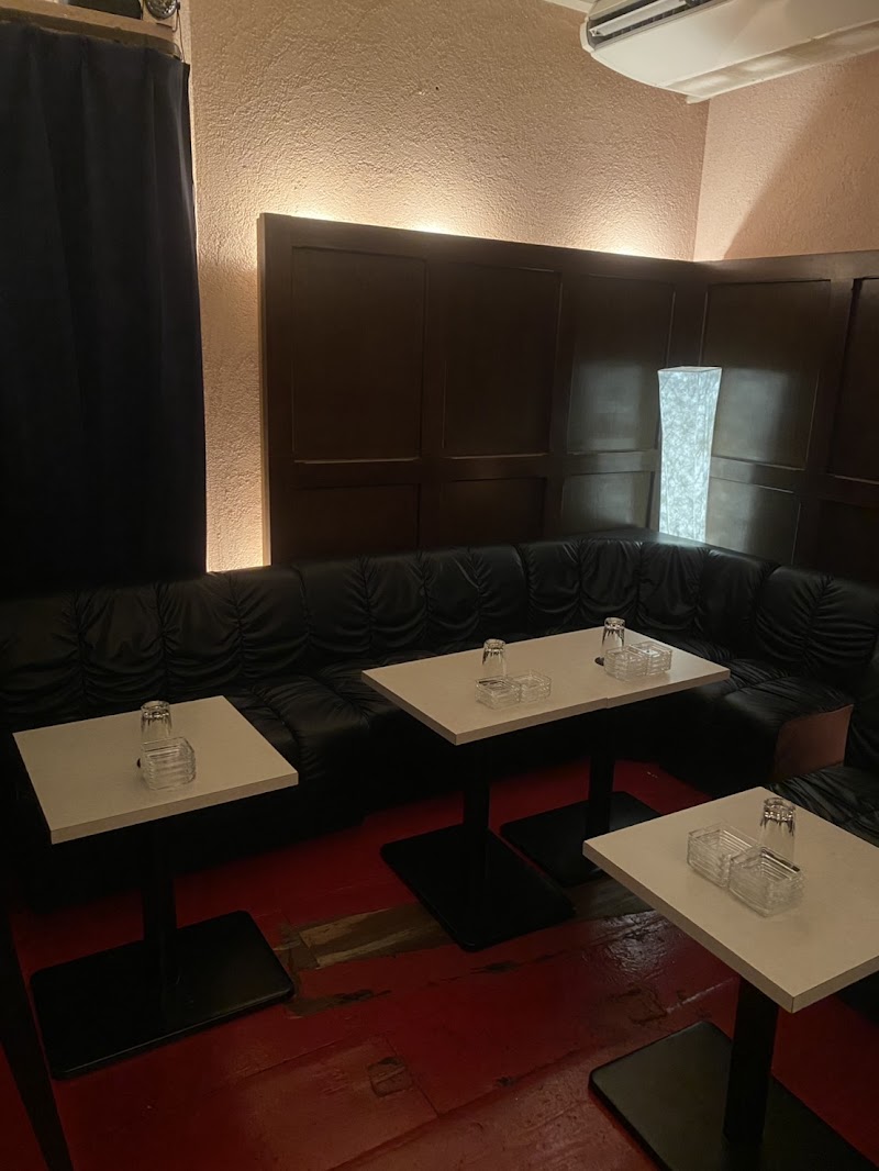 セクシーキャバクラ ぱいれーつ