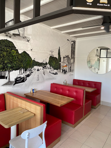 Dimples 231 Cafe - Visual