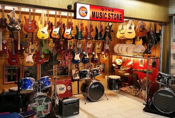 GTRS Music Store, Author: Peter Paul Ramos