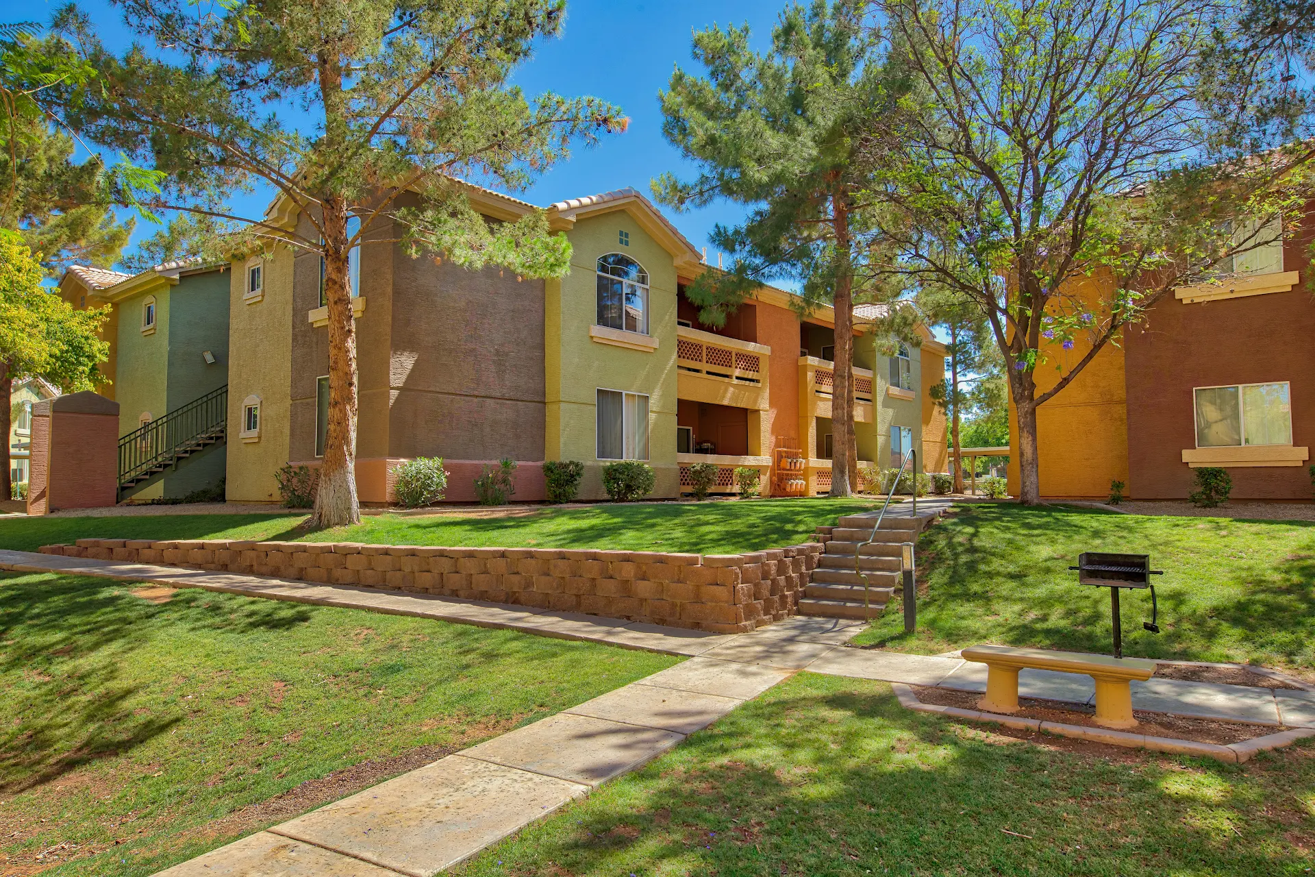 Serena Shores Apartments