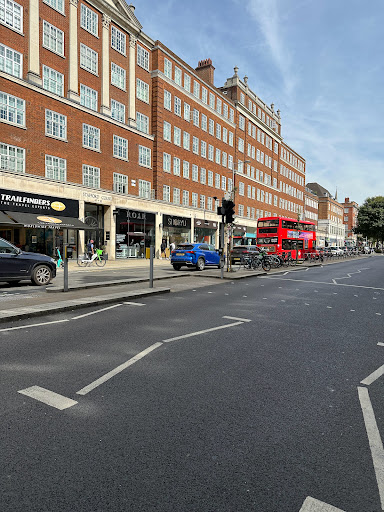 Trailfinders Kensington Gallery - United Kingdom
