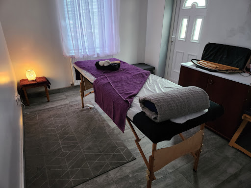 Pampered Turtle - Massage & Beauty Swindon