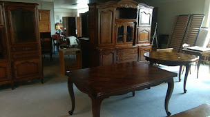 Photo n°4 de Au Trésor de Saint-Victor Brocante Vide Grenier Vide Maison à Saint-Victor (Dépôt-vente)