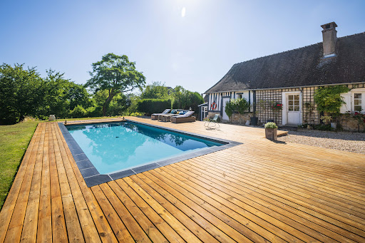 Photo de Piscines de France - Pisciniste Vernon Giverny (27) - Construction de piscine à Putanges-Pont-Écrepin (61210)
