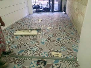 Photo n°43 de Entreprise Thomas à Gujan-Mestras (Peintre en bâtiment)