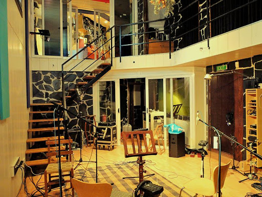 Estudio Bat! - Visual