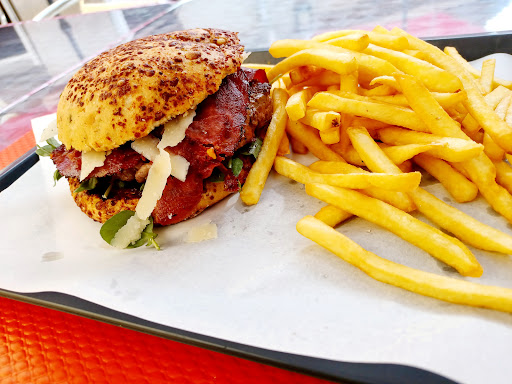 Photo 6 - Jeep's burger
