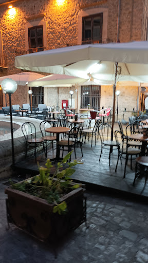 Charlye Bar - Visual