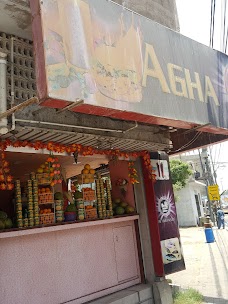 Agha Yaseen juice bar karachi