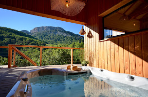 Photo n°25 de Les Cabanes de Provence - Gîtes de charme en Provence à Lafare (Hôtel)