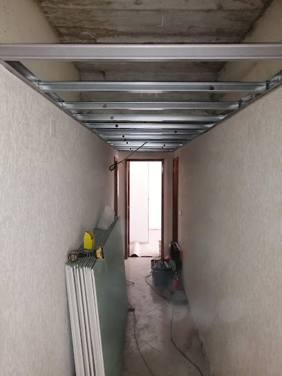 MGSC - PINTURAS E REMODELAÇÕES localiza-se em Estr. de Almada, 2640-000 Mafra