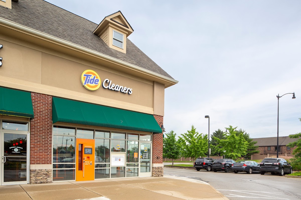 Tide Cleaners laundromat interior in Carmel, IN