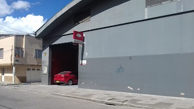 Photos of Armotors Kia