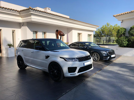 BeringCars Mallorca - Alquiler de coches de lujo - Luxury car rental - Servicio de Transfer ViP - Thumbnail