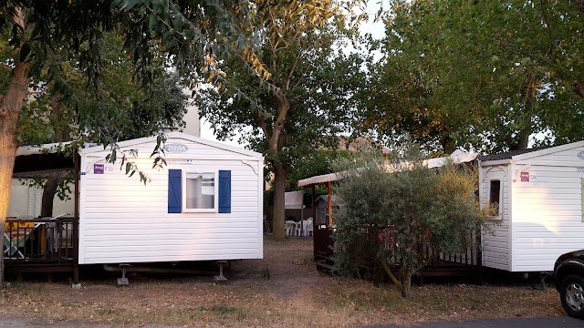 Camping des Roquilles