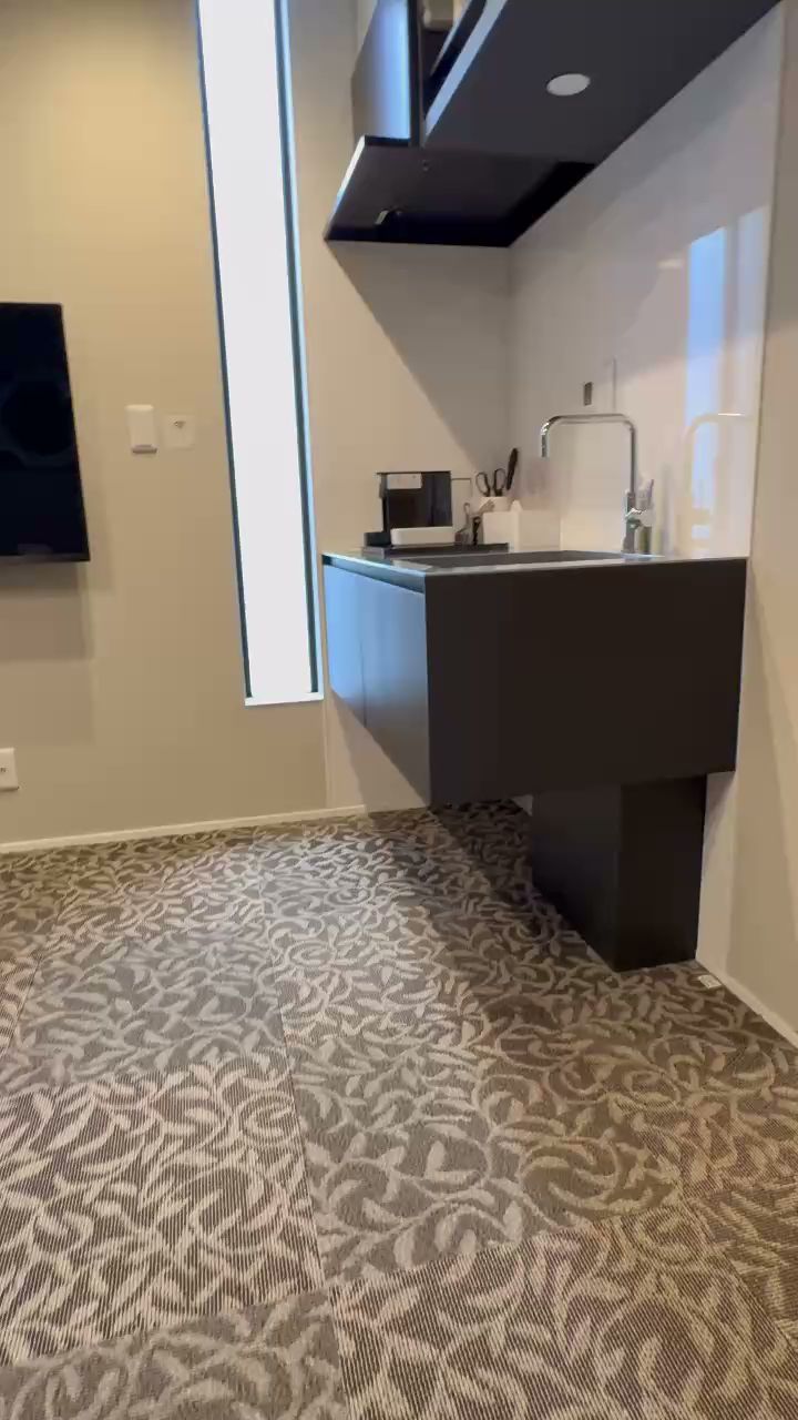 Koti Sopo Universal Bay 2 by Liaison