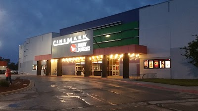 Cinemark Movies 12