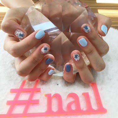 Hashtag Nails & Beauty