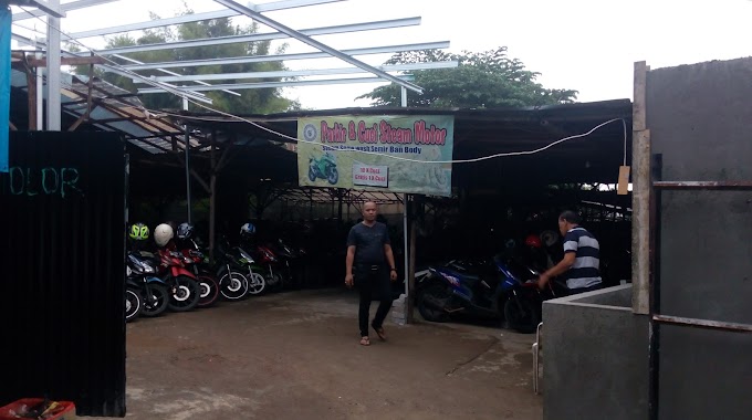 Parkir Motor Bang Jama, Author: salahuddin muhammad