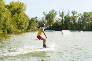 Photo n°26 de Moselle Wake Park × Crazy Splash à Basse-Ham (Centre aquatique)
