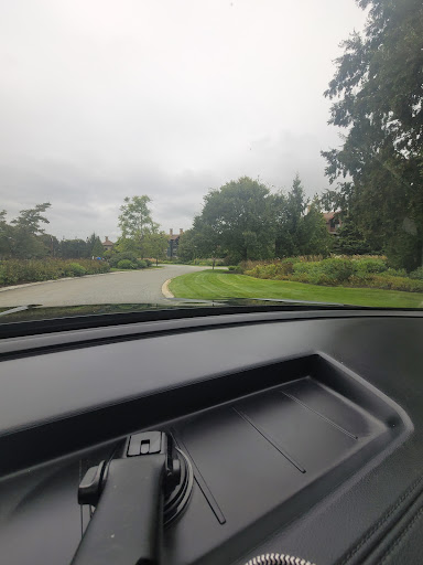 Skytop Limousine LLC Services and Transportation - Thumbnail