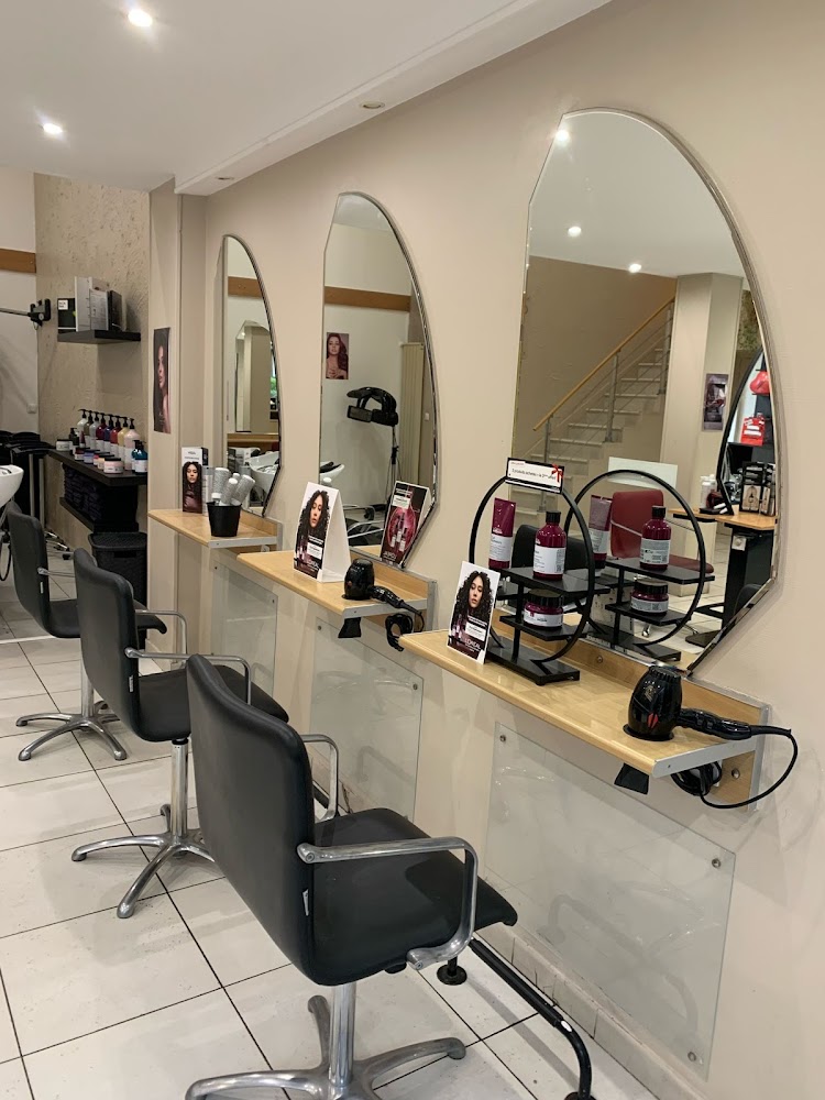 Theïsah by Warren Beyls artisan coiffeur
