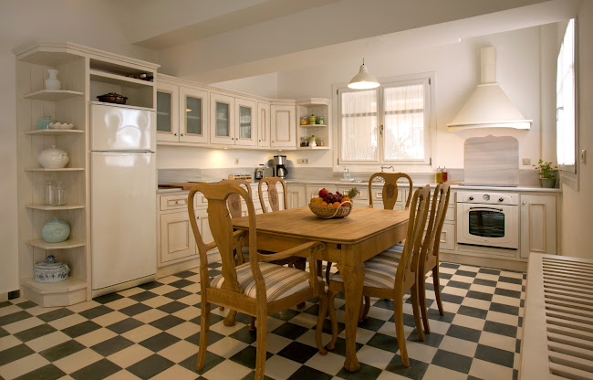 Ακτή Τότη Χατζή, Αίγινα 180 10