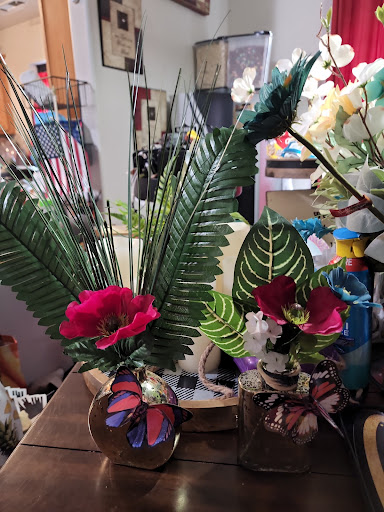 Michelle & Jessica's Design's, Decor & Events