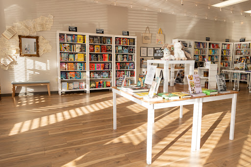 Spellbound Bookstore - Visual