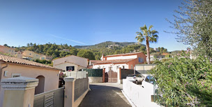 Photo n°17 de LB Coiffeur Visagiste à domicile 🏠💇 à Carros (Salon de coiffure)