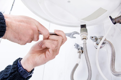 Best Geyser Repair Services in Jail Road, New Delhi | Call- Rajput Referegent post image