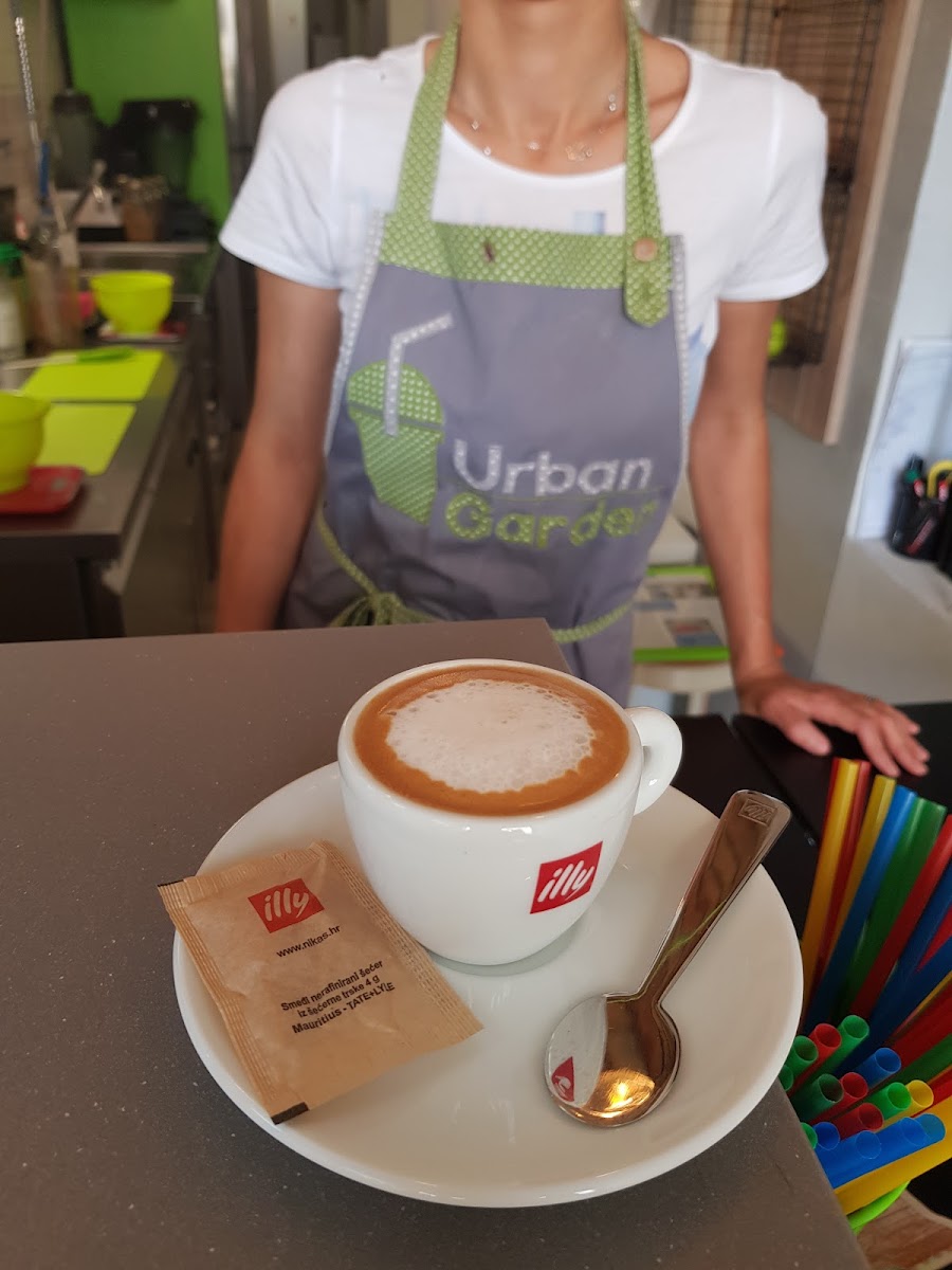 Urban Garden Juice & Smoothie Bar — photo 15