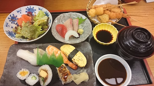 Denhichi sushi Saiin shop