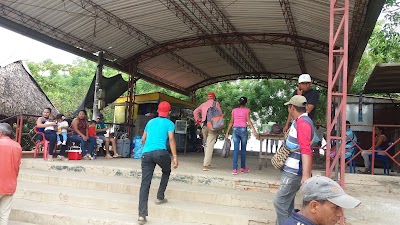 Photos of Puertonde Los Jhonso