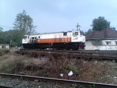 Photos of Dipo Lokomotif Madiun