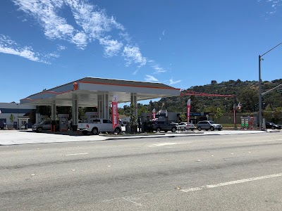 Belmont Pro Wash and 76 Station