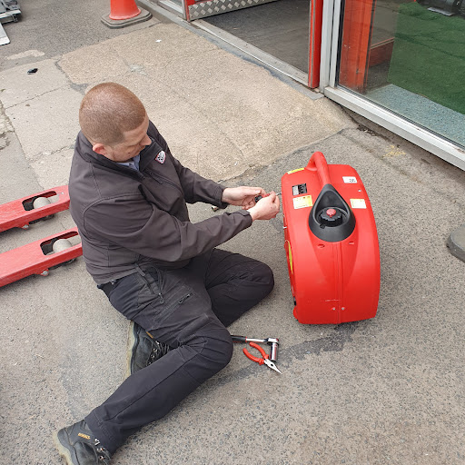 Machine Mart Wolverhampton - Visual