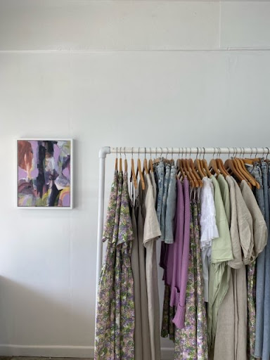 Agnes & Annabel - Thumbnail
