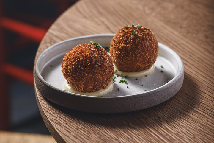 Ara Restaurant by null